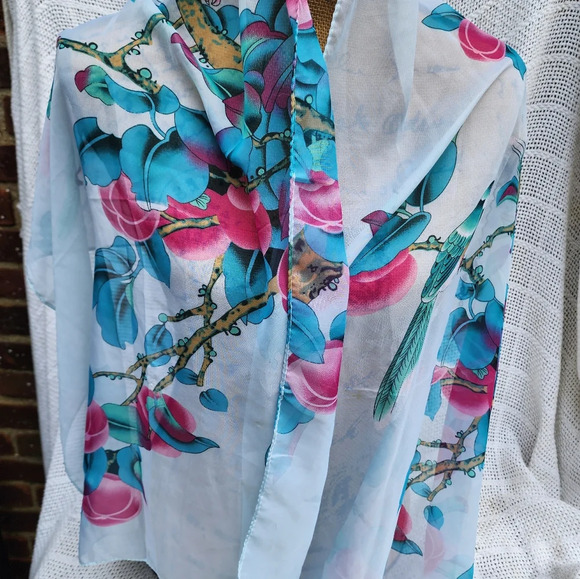 Asian print bird scarf NEW - Picture 2 of 6
